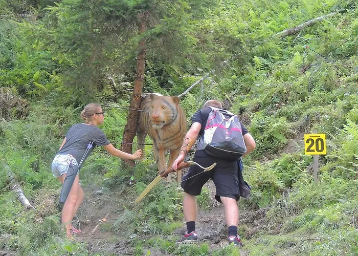 福尔斯多佛旅馆 *