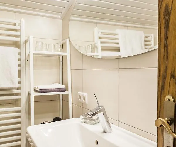 福尔斯多佛旅馆 * 麦舒芬